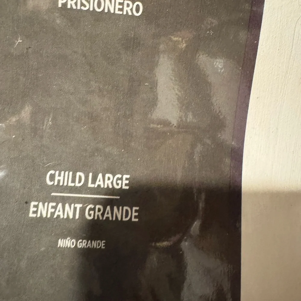 NWT Kids Prisoner Costume includes Hat, Shirt & Pants Halloween Cosplay‎